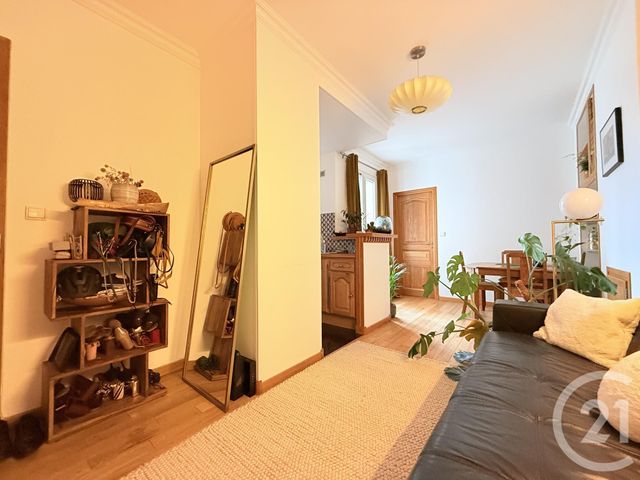 Appartement F2 à vendre - 2 pièces - 34.87 m2 - ST OUEN - 93 - ILE-DE-FRANCE - Century 21 Wilson Immobilier
