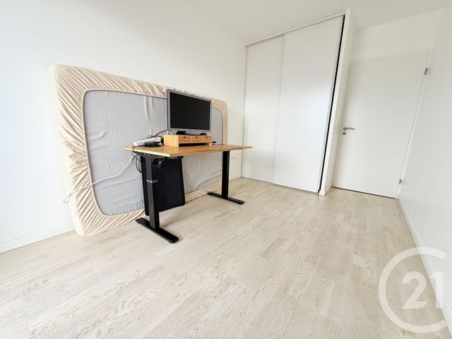 Appartement F3 à louer - 3 pièces - 65.2 m2 - ST OUEN - 93 - ILE-DE-FRANCE - Century 21 Wilson Immobilier