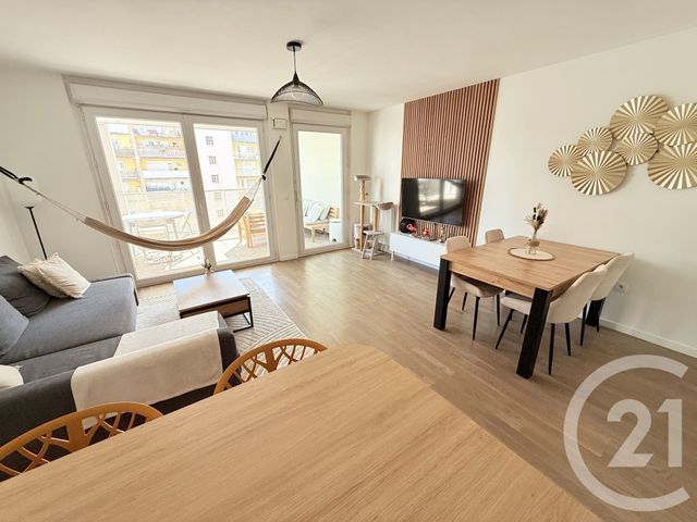 Appartement F3 à louer - 3 pièces - 65.2 m2 - ST OUEN - 93 - ILE-DE-FRANCE - Century 21 Wilson Immobilier