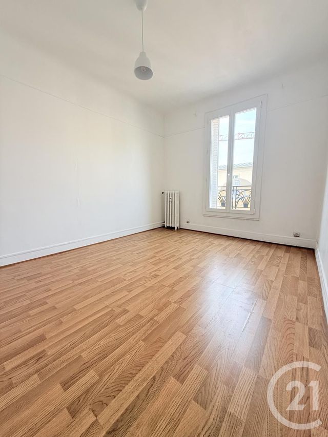 Appartement F2 à louer - 2 pièces - 33.09 m2 - ST OUEN - 93 - ILE-DE-FRANCE - Century 21 Wilson Immobilier