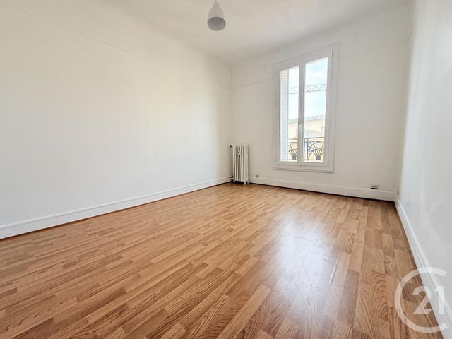 Appartement F2 à louer - 2 pièces - 33.09 m2 - ST OUEN - 93 - ILE-DE-FRANCE - Century 21 Wilson Immobilier