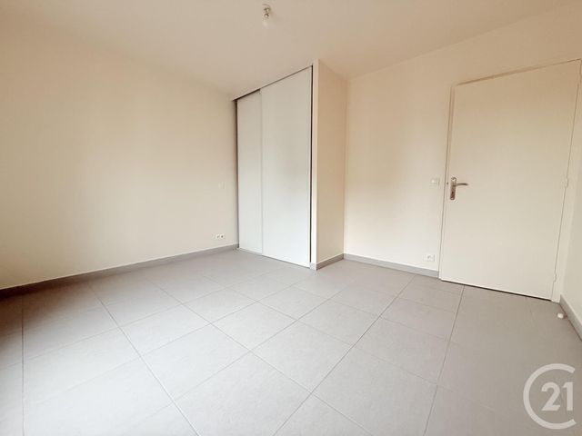 Appartement F2 à vendre - 2 pièces - 38.76 m2 - ST OUEN - 93 - ILE-DE-FRANCE - Century 21 Wilson Immobilier