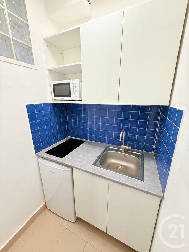 Appartement Studio à louer - 1 pièce - 15.52 m2 - PARIS - 75018 - ILE-DE-FRANCE - Century 21 Wilson Immobilier