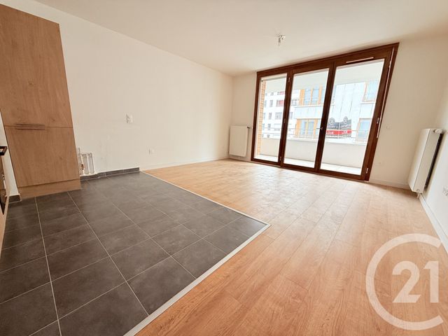 Appartement F3 à louer - 3 pièces - 59.43 m2 - LA PLAINE ST DENIS - 93 - ILE-DE-FRANCE - Century 21 Wilson Immobilier