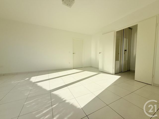 Appartement F3 à vendre - 3 pièces - 64.66 m2 - ASNIERES SUR SEINE - 92 - ILE-DE-FRANCE - Century 21 Wilson Immobilier
