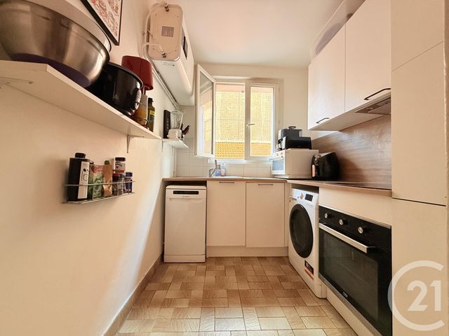 Appartement F2 à vendre - 2 pièces - 39.01 m2 - ST OUEN - 93 - ILE-DE-FRANCE - Century 21 Wilson Immobilier
