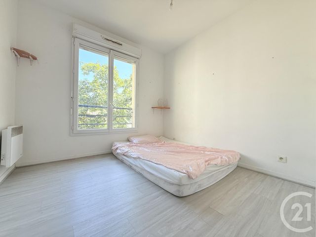 Appartement F4 à vendre - 4 pièces - 79.5 m2 - ST OUEN - 93 - ILE-DE-FRANCE - Century 21 Wilson Immobilier