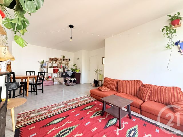 Appartement F4 à vendre - 4 pièces - 79.5 m2 - ST OUEN - 93 - ILE-DE-FRANCE - Century 21 Wilson Immobilier