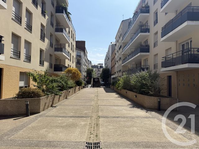 Appartement F4 à vendre - 4 pièces - 79.5 m2 - ST OUEN - 93 - ILE-DE-FRANCE - Century 21 Wilson Immobilier