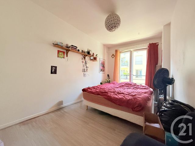 Appartement F4 à vendre - 4 pièces - 79.5 m2 - ST OUEN - 93 - ILE-DE-FRANCE - Century 21 Wilson Immobilier