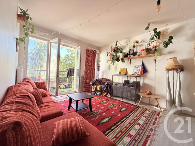 Appartement F4 à vendre - 4 pièces - 79.5 m2 - ST OUEN - 93 - ILE-DE-FRANCE - Century 21 Wilson Immobilier