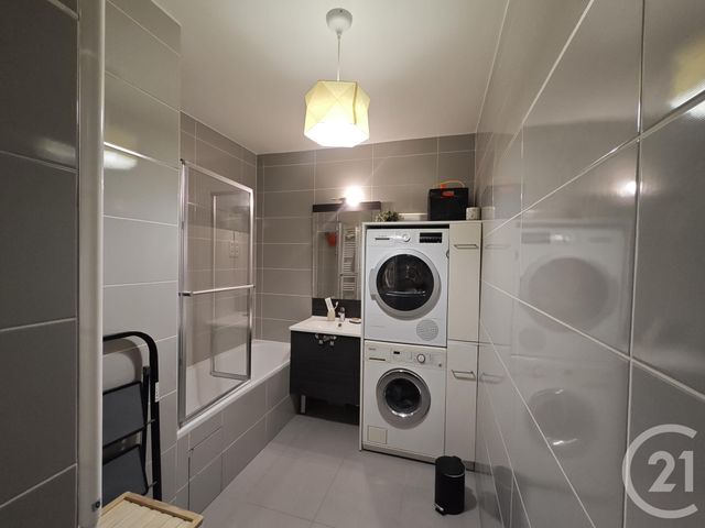 Appartement F3 à louer - 3 pièces - 64.09 m2 - ST OUEN - 93 - ILE-DE-FRANCE - Century 21 Wilson Immobilier