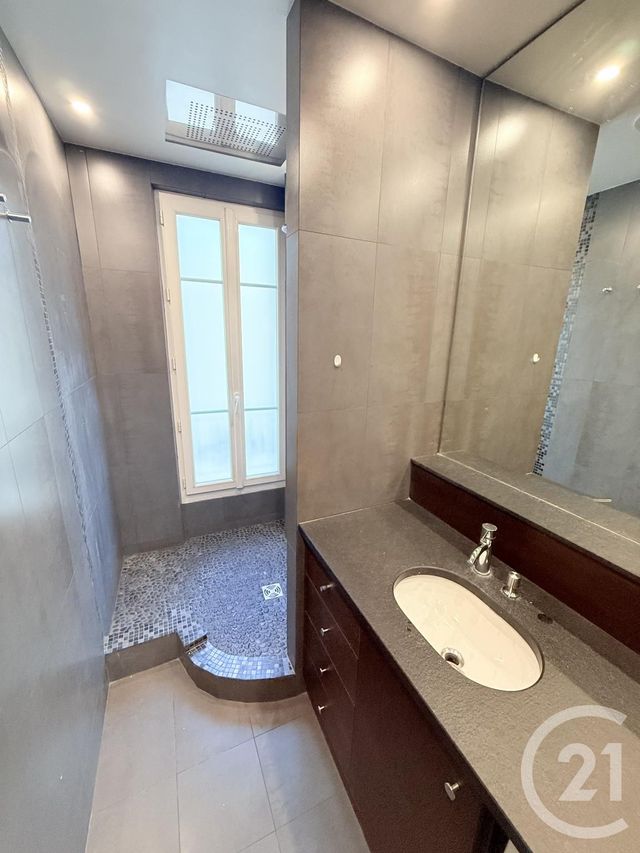 Appartement F2 à vendre - 3 pièces - 58.3 m2 - ST OUEN - 93 - ILE-DE-FRANCE - Century 21 Wilson Immobilier