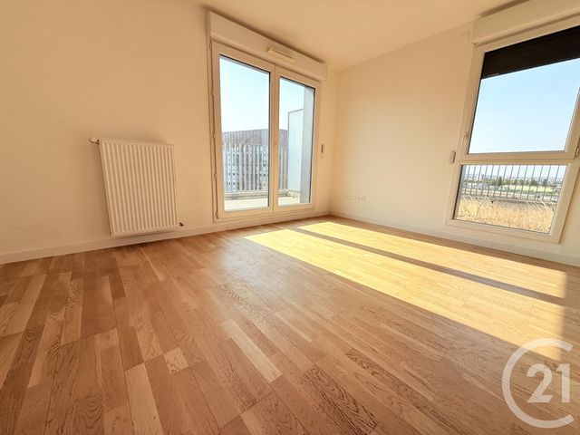 Appartement F2 à louer - 2 pièces - 33.2 m2 - ROMAINVILLE - 93 - ILE-DE-FRANCE - Century 21 Wilson Immobilier