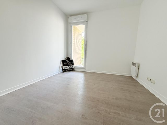 Appartement F2 à louer - 2 pièces - 40.21 m2 - ST OUEN - 93 - ILE-DE-FRANCE - Century 21 Wilson Immobilier