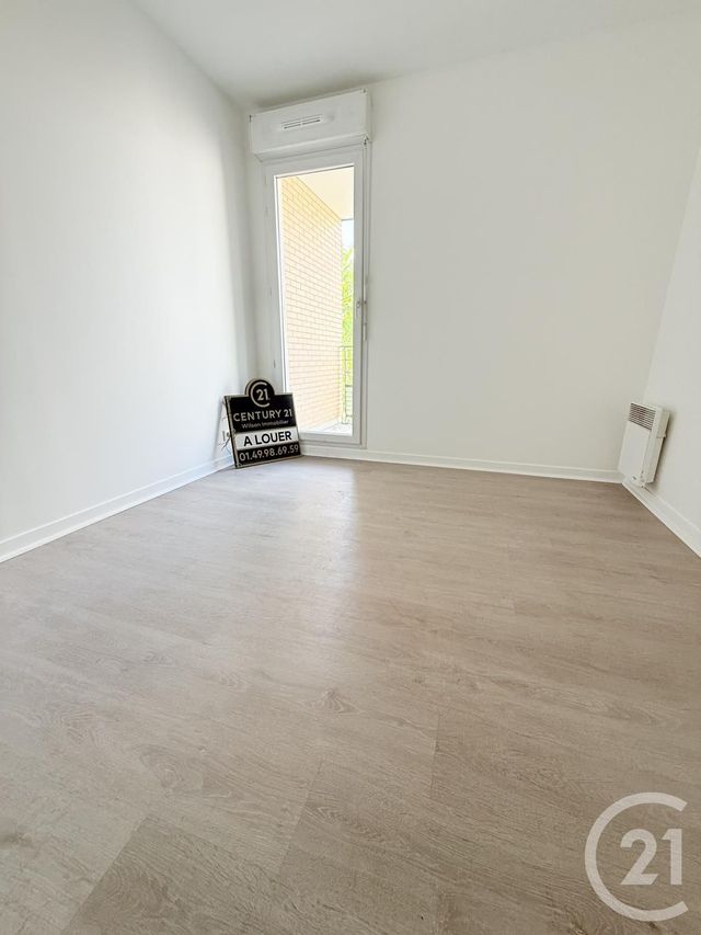 Appartement F2 à louer - 2 pièces - 40.21 m2 - ST OUEN - 93 - ILE-DE-FRANCE - Century 21 Wilson Immobilier