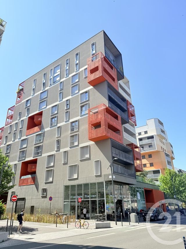 Appartement F1 à louer - 1 pièce - 26.56 m2 - ST OUEN - 93 - ILE-DE-FRANCE - Century 21 Wilson Immobilier
