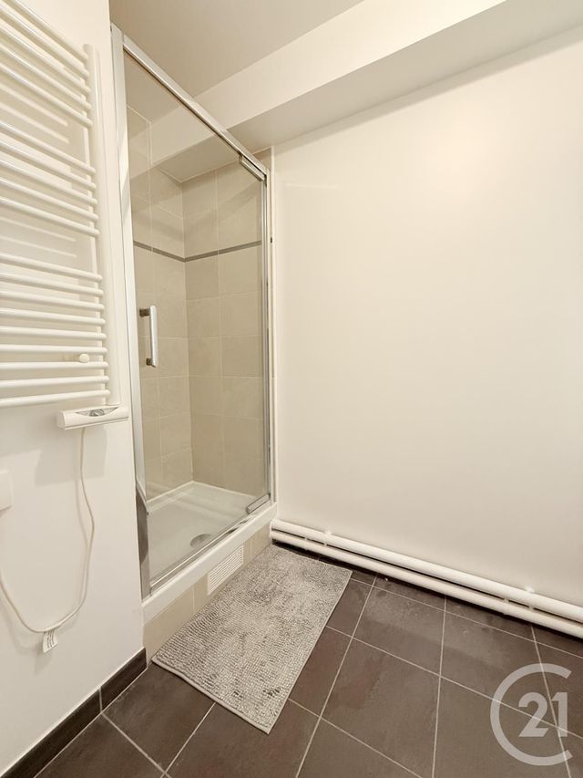 Appartement F1 à louer - 1 pièce - 26.56 m2 - ST OUEN - 93 - ILE-DE-FRANCE - Century 21 Wilson Immobilier