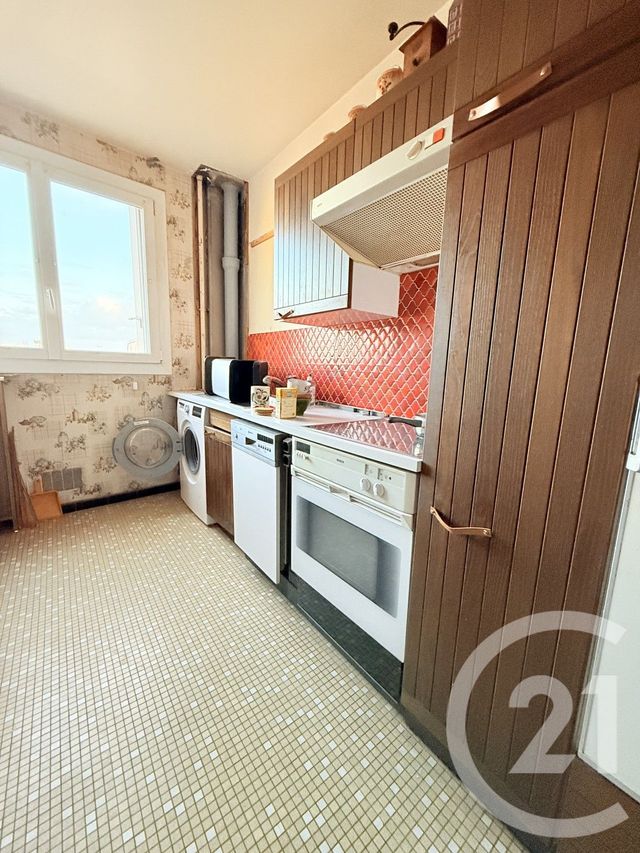 Appartement F3 à vendre - 3 pièces - 68.99 m2 - ST OUEN - 93 - ILE-DE-FRANCE - Century 21 Wilson Immobilier